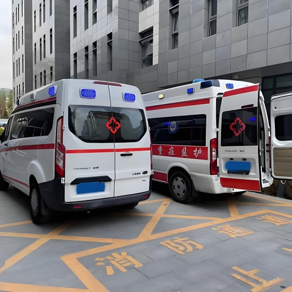 长途救护车联系热线 跨省转院出院接送安全无忧